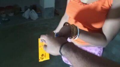 Shadi Ka Card Dene Aaye Devar Ne Meri Choot Ko Ragad Ke Choda - hclips.com