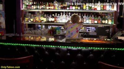 Granny Noretta - upornia.com