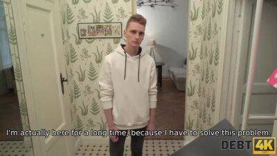 DEBT4k. Boy allows stranger to bang his GF because she spent money - xxxfiles.com - Russia