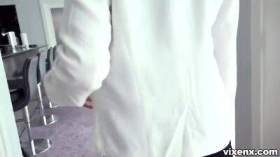 Vixenx - Perfect Sale - upornia.com