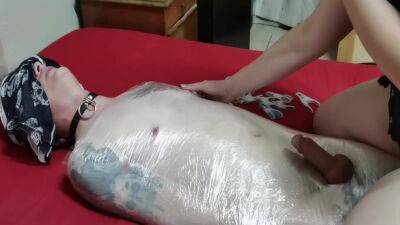 Mistress Wraps Her Slave In Clingwrap - upornia.com