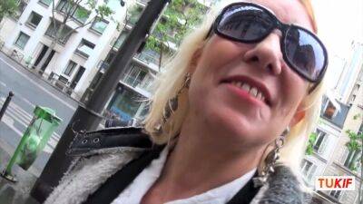 Shameless Cougar Met In Paris By A Young Man - upornia.com