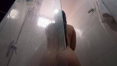 Caught In The Shower - hclips.com