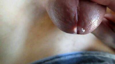 Beautiful cum flow swallowed up close - drtuber.com