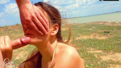 Stranger Cums On My Pussy On The Beach - hclips.com