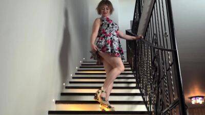 horny chubby stepmom naked on stairway - drtuber.com