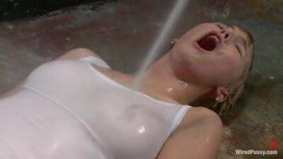 Water Torture - upornia.com