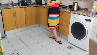 Horny Mature Makes Her Husband Friend Lick Her Pussy Ending With 69 Position - hclips.com