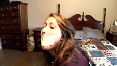 Snoop Caught - upornia.com