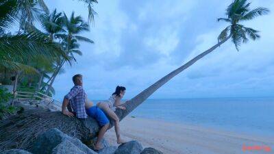 Quickie Beach Rise - hclips.com