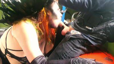 Huge Facial For Winged Demon - hclips.com