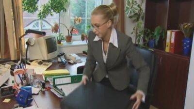 Episode 2 - upornia.com