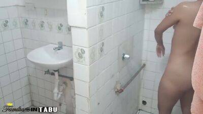 Follo En Ducha Con La Hermana De Mi Mejor Amigo - upornia.com