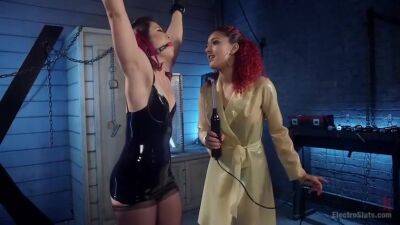 The Lesbian Electro Initiation Of An Athletic Slut! - upornia.com