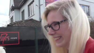 Tinas Eerste Sexfilm - Vurigvlaanderen-meiden - upornia.com