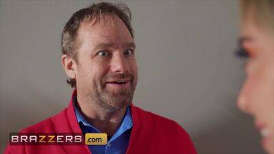 Redhead beautifull babe Lacy Lenon get her pussy pounded - sexu.com