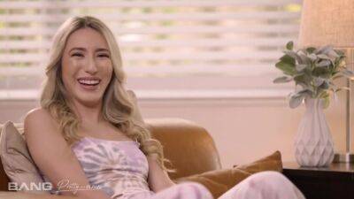 Sweet Sophia - Pretty & Raw - upornia.com