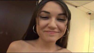 Sasha Grey In Cum Load Over My Face Blowbang - hclips.com