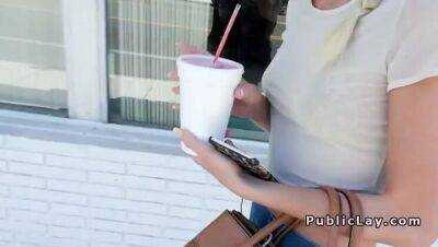 Dude grabs blondes ass for twenty bucks - xxxfiles.com