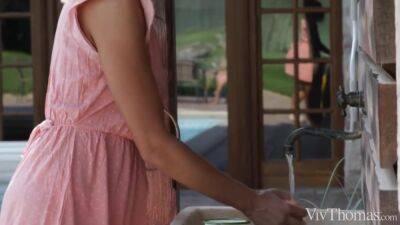 Viva Lez Love - upornia.com