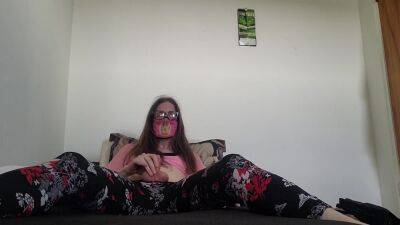 Pov: Tied To The Foot Of Tyches Bed To Clean Her Dirty Feet - hclips.com