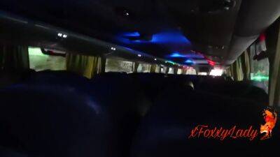 Pido A Extrano Que Me Grabe Y Terminamos Cogiendo En El Colectivo Hasta Gran Squirt #2 Zorriaventura - hclips.com