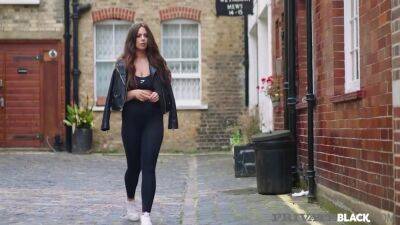 Sexy Babe Rides Ebony Shaft! With Jessika Taylor - upornia.com