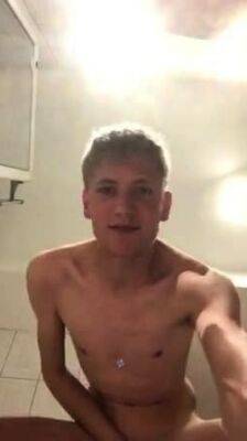 Handsome German teenager jerking off his Big Dick - drtuber.com - Germany