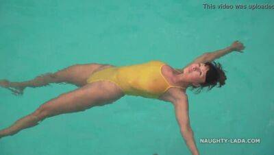 My swimsuit becomes transparent when wet. I was a little embarrassed when public around were watching me… - xxxfiles.com