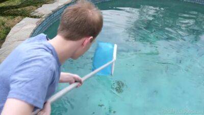 Linzee Ryder - Hard Work Pays Off With Linzee Ryder - upornia.com