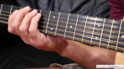 Kelsi Monroe - In 4k With Kelsi Monroe - upornia.com