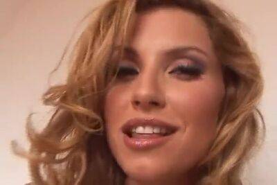 Jamie Enjoys Penetrating Her Pussy With Her Favorite Toys - hclips.com