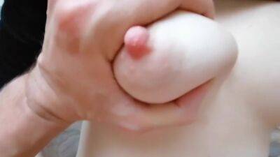 Cumshot Between Tits - hclips.com