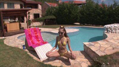 Tina - Tina Blade - The Help Bts - upornia.com