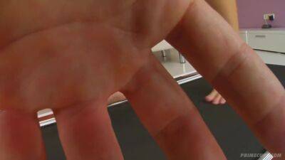 Nancy - Lizette - upornia.com