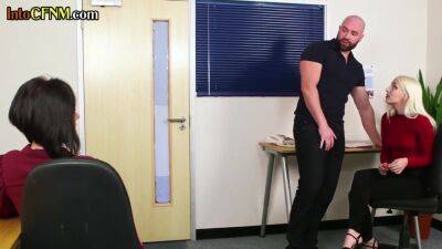 Cfnm Dominas Sucks Sub In Office Blowjobs Session - upornia.com - Britain