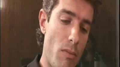 Friends And Chelsie Have Threesome Sex With With Holly Wellin - upornia.com