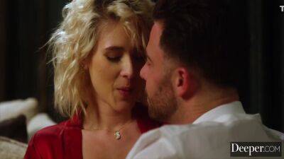 Jessie Brings Look-alike Kiara For Twisted Threesome 12 Min - upornia.com