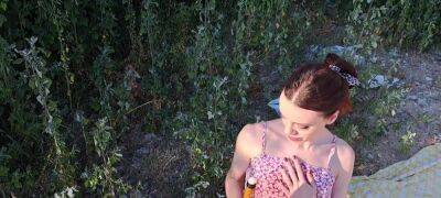 Total Stranger Found Me On A Beach And Facefucked Me - upornia.com