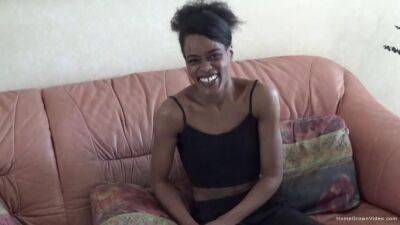 Amateur ebony gal makes her 1st ever episode - sunporno.com