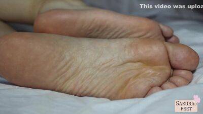 Sakurasfeet - Do Why This Morning My Feet Are So Sticky? - upornia.com