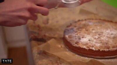 Stepsis Cooked A Cake & Slobbering Blowjob - hclips.com