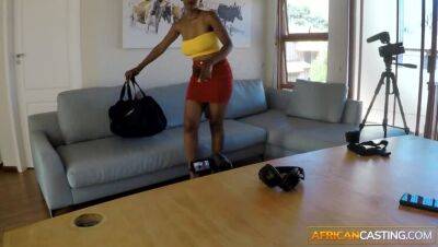 Hot Ebony Babe Shows her Sloppy Blowjob Skills For 2nd Casting - xxxfiles.com