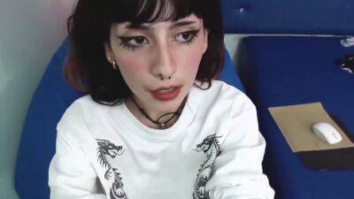 My Third Webcam Day And Firts Time Anal Plug - hclips.com