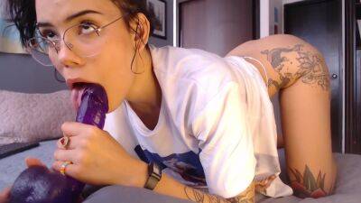 A Sweet Blowjob - hclips.com