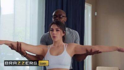 Valentina Nappi - Sean Michaels - (Valentina Nappi, Sean Michaels) - Stretch That Ass Out - Brazzers - xxxfiles.com