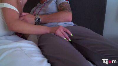 Kessie Shy gets a hardcore sodomy - veryfreeporn.com