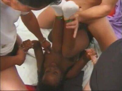 Groupsex Sluts Itsy Bitsy 3 - upornia.com