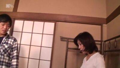 Bright rural mature woman in the countryside Hisako Miwa 2 - porntry.com - Japan