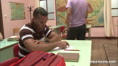 Teaching Gangbang Class With A Pro - upornia.com